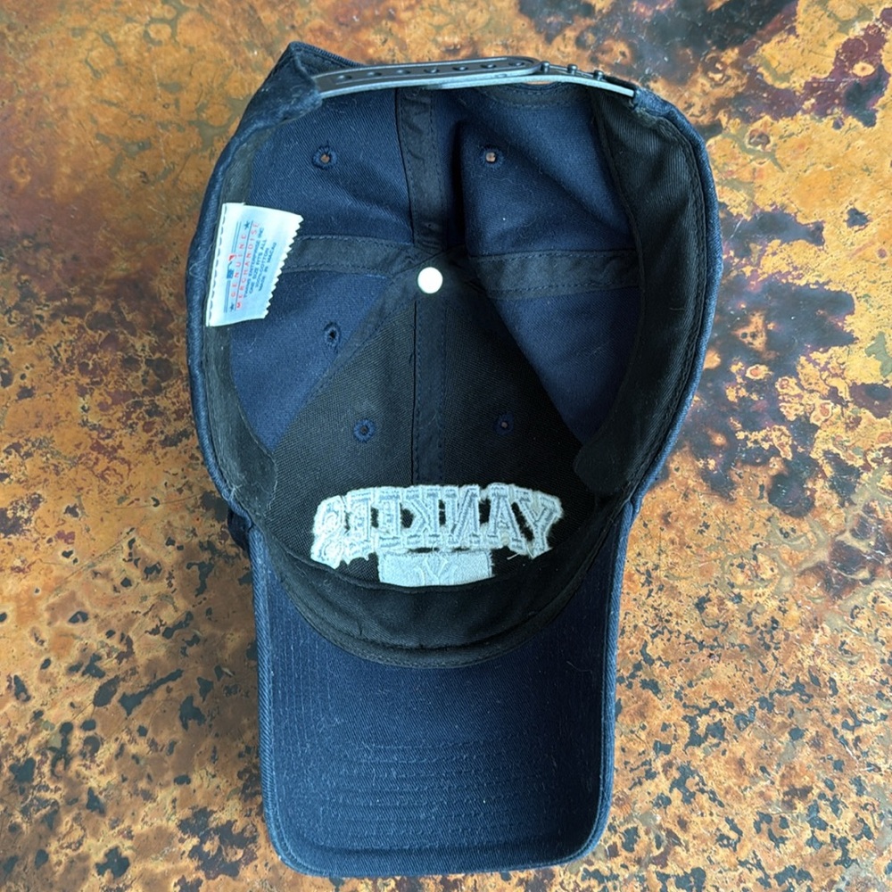 Genuine Merchandise Navy NY Yankees Cotton Vented Baseball Hat Embroidered Logo - Picture 7 of 8